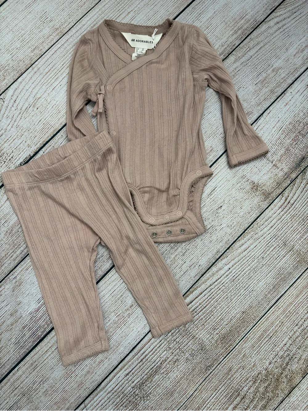 H&M Adorables Ribbed Baby Two-Piece Set - Mauve Taupe